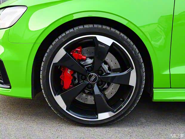 Audi Sport 奥迪RS 3 2017款 RS 3 2.5T Limousine