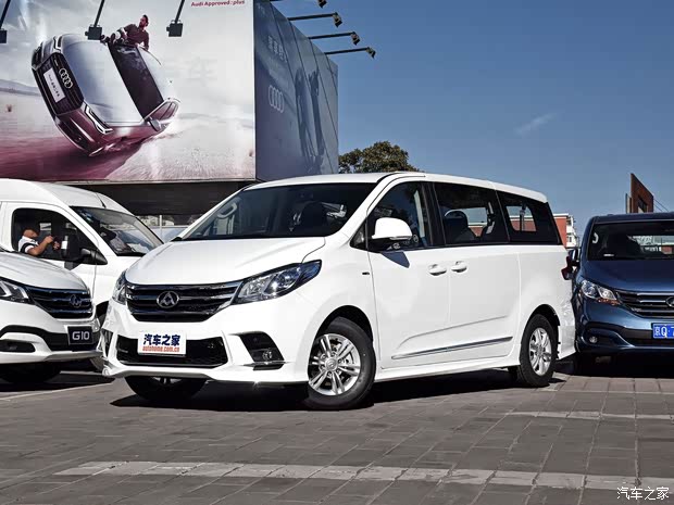 上汽大通 上汽大通G10 2018款 PLUS 2.0T 自动精英版