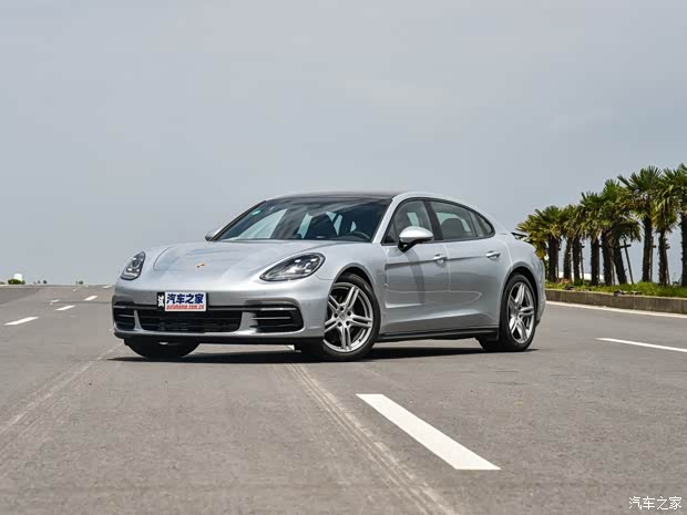 保時捷 Panamera 2017款 Panamera 4 行政加長版 3.0T