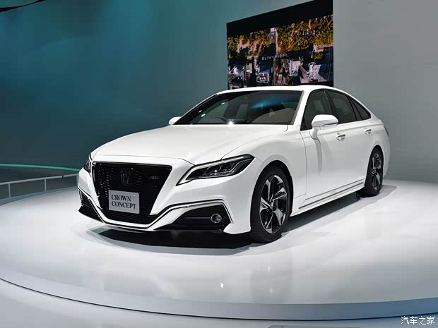 豐田(進(jìn)口) 皇冠(進(jìn)口) 2018款 Concept 豐田(進(jìn)口) 皇冠(進(jìn)口) 2018款 Concept