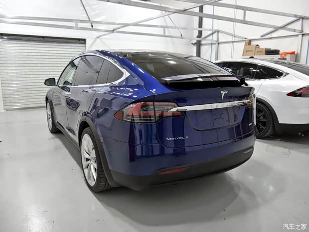 特斯拉 MODEL X 2016款 MODEL X 90D 特斯拉 MODEL X 2016款 MODEL X 90D