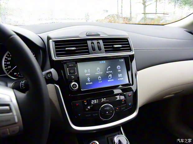 东风日产 骐达 2016款 1.6L CVT智尊版