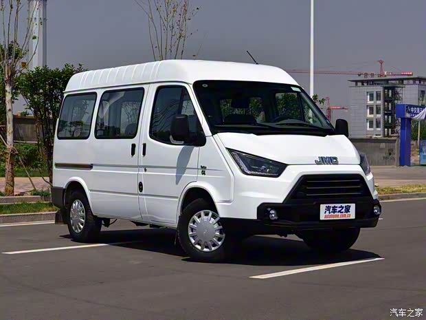 江铃汽车 特顺 2017款 2.8T商运型短轴中顶6/7/8座JX493 江铃汽车 特顺 2017款 2.8T商运型短轴中顶6/7/8座JX493