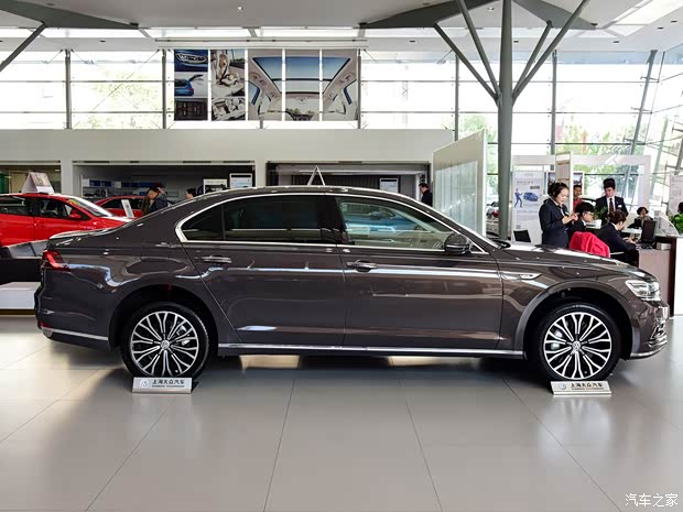 上汽大眾 輝昂 2016款 480 V6 四驅(qū)至尊版