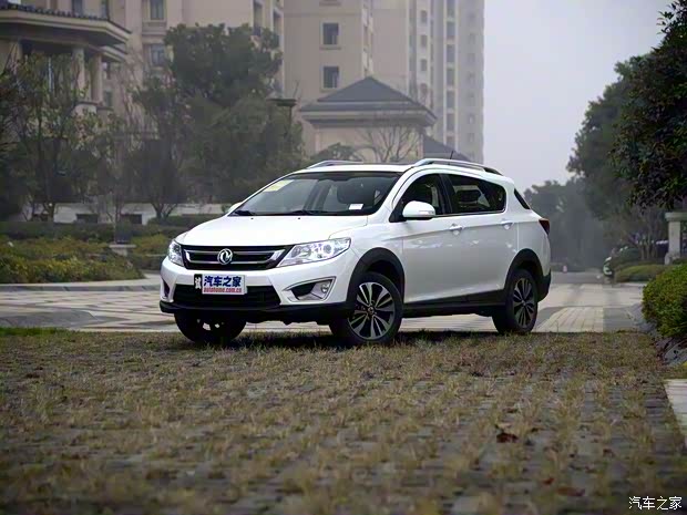 东风乘用车 东风风神AX3 2016款 1.4T 手动致酷型 东风乘用车 东风风神AX3 2016款 1.4T 手动致酷型