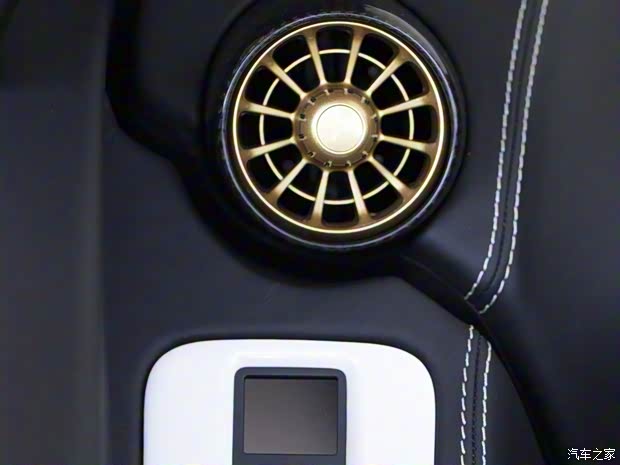 迈凯伦 迈凯伦650S 2016款 Spider Al Sahara 79