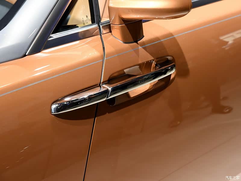 【图】劳斯莱斯 曜影 2016北京车展_450211_汽车之家