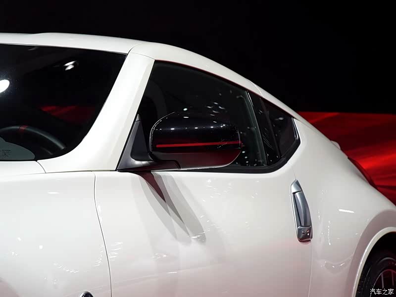 【图】日产(进口) 日产370z 2015广州车展_412827_汽车之家