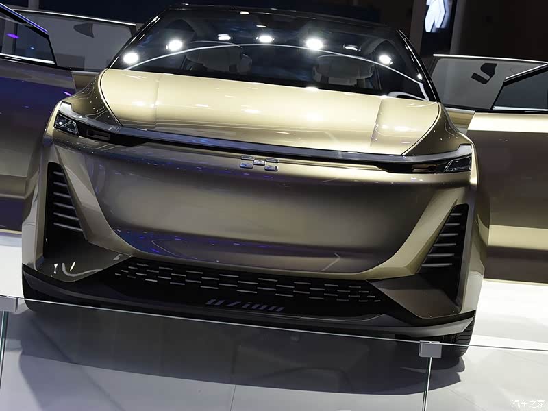 【图】爱驰汽车 爱驰u7 2019成都车展_735034_汽车之家