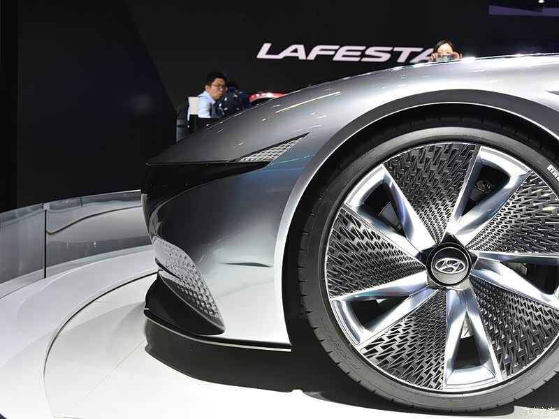 【图】现代(进口) le fil rouge 2018北京车展_622425_汽车之家