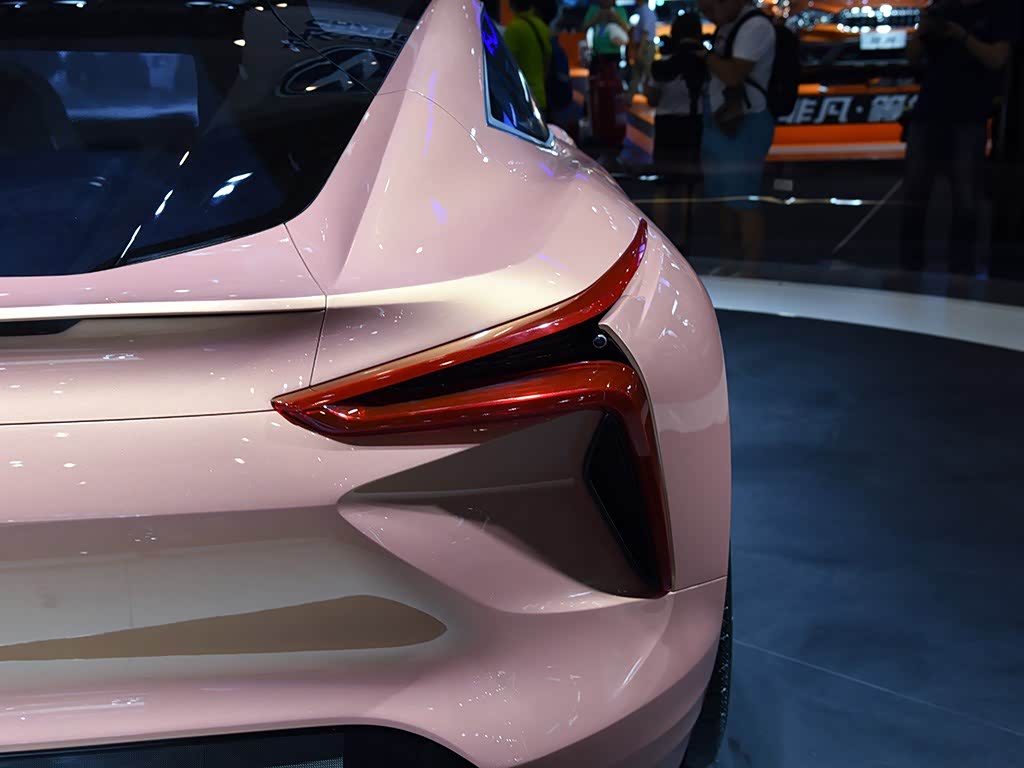 【图】长安汽车 极流 2017成都车展_550014_汽车之家