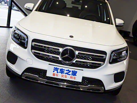 2021�� GLB 200 ������