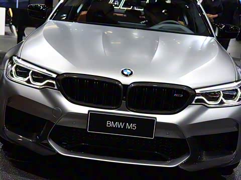2019�� M5 ������