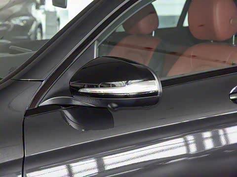 2020�� GLC 260 4MATIC ����SUV