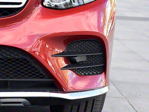 2019�� GLC 260 4MATIC ������