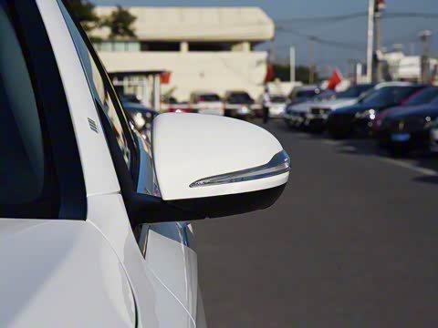 2020�� C 260 L �˶��� 4MATIC