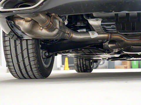 2021�� �Ŀ� E 300 L �����