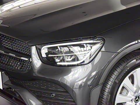 2020�� GLC 260 4MATIC ����SUV