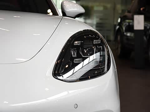 2019�� Panamera 4 �����ӳ��� 2.9T