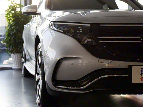 2020�� EQC 400 4MATIC ������ 1886������