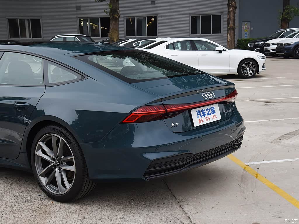 汽车之家>汽车图片>奥迪>奥迪a7>2020款40tfsi豪华型> 奥迪a72020款