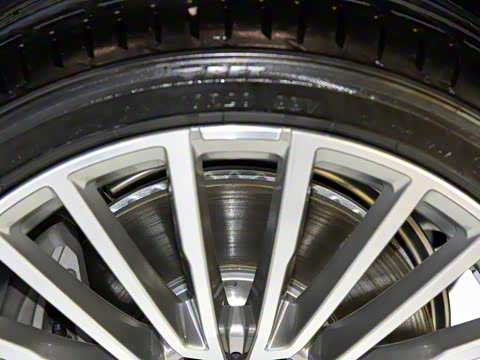 2019�� �Ŀ� 740Li ������ ������װ