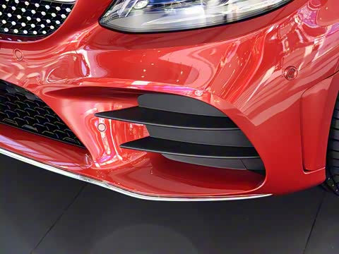 2020�� C 260 4MATIC ���ܳ�