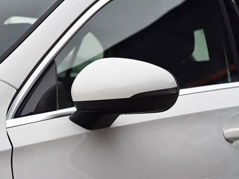 2019�� A 200 ������