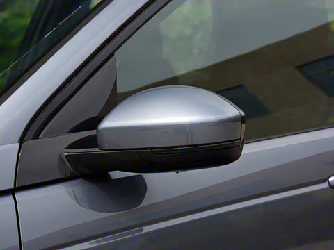 2022�� �Ŀ� P300e ���ʽ�綯��ϰ�