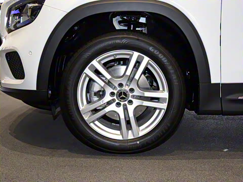 2021�� GLB 200 ������