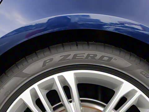 2020�� 40 TFSI ������