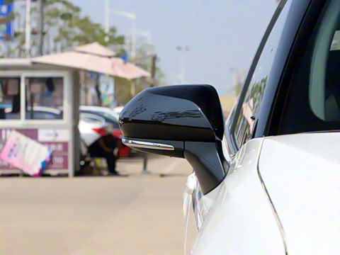 2021�� 2.0S ���а�