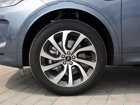 2022�� �Ŀ� P300e ���ʽ�綯��ϰ�