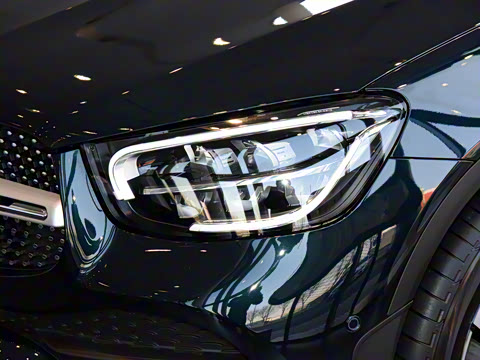 2021�� GLC 260 L 4MATIC ������