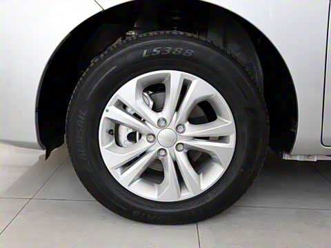 2018�� 1.6L �ֶ������� ��V