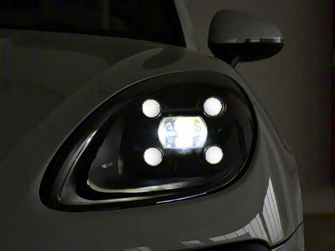 2018�� Macan 2.0T