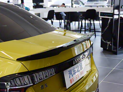 2021�� 03+ 2.0TD �Զ�Ԧ���