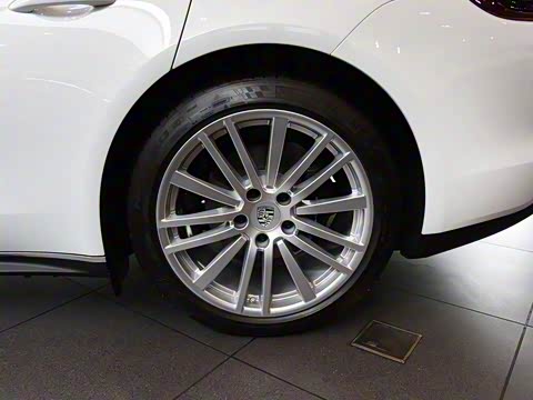 2019�� Panamera 4 �����ӳ��� 2.9T