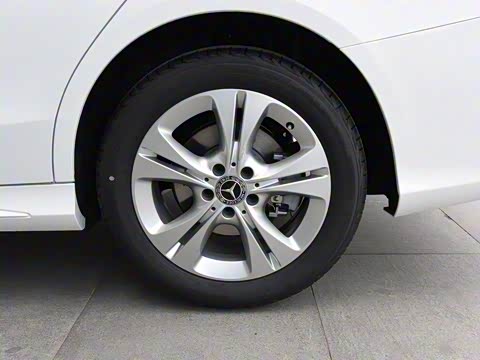 2017�� �Ŀ� C 180 ���нγ�