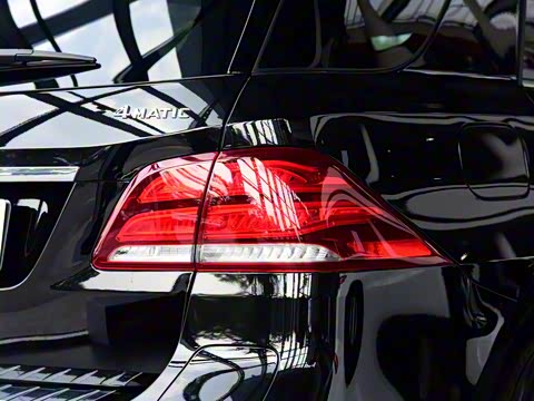 2016�� GLE 500e 4MATIC