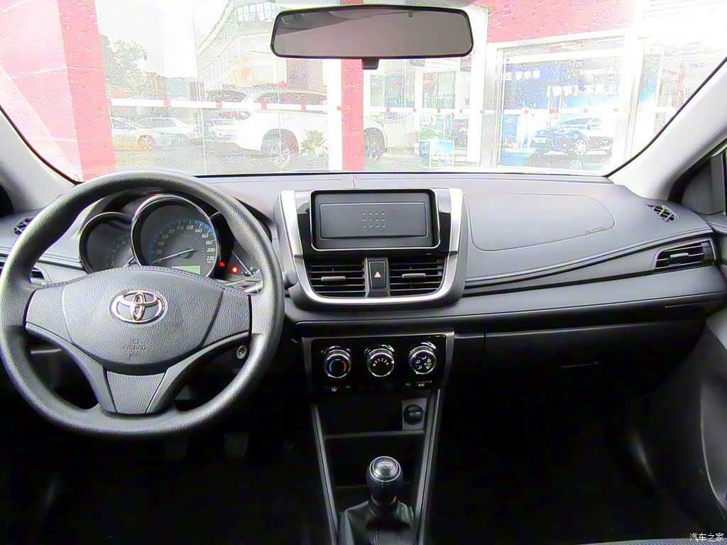 广汽丰田 yaris l 致炫 2016款 改款 1.3l 手动灵动版