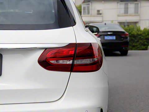 2017�� �Ŀ� C 200 ���нγ�