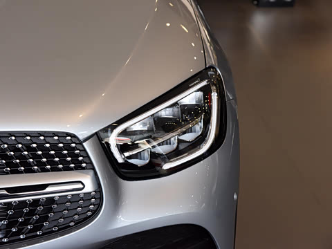 2021�� GLC 300 L 4MATIC ������