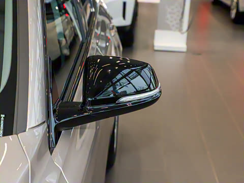 2021�� 120i M�˶���ҹ��