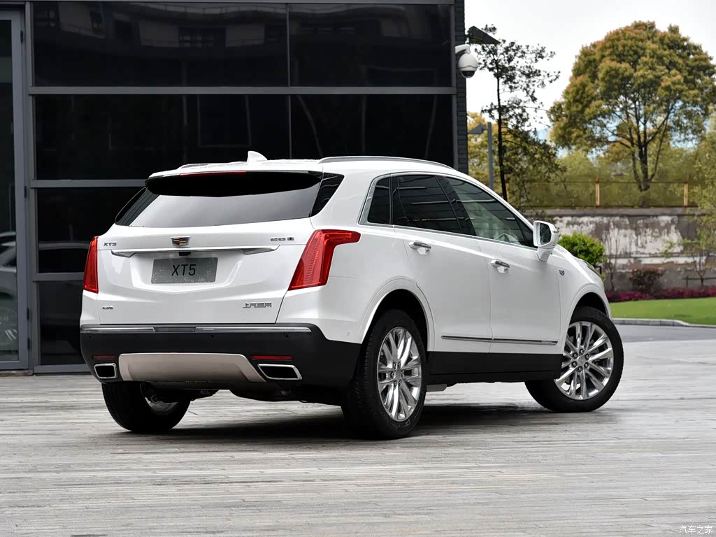 上汽通用凯迪拉克 凯迪拉克xt5 2016款 28t 四驱铂金版