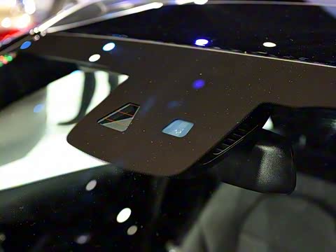 2016�� GLC 260 4MATIC ������