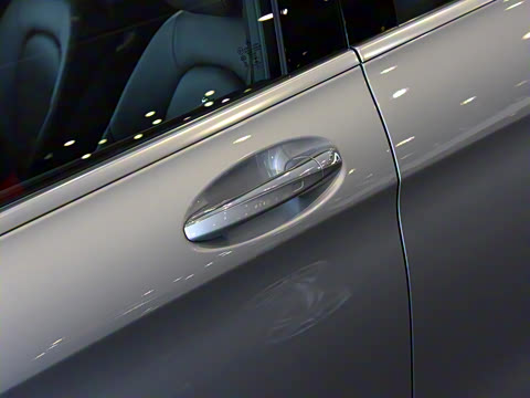 2021�� GLC 300 L 4MATIC ������