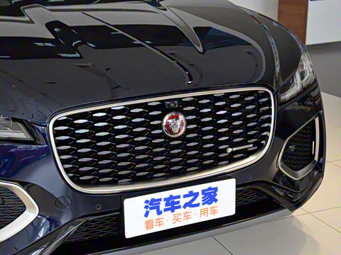 2021�� 250PS R-Dynamic S