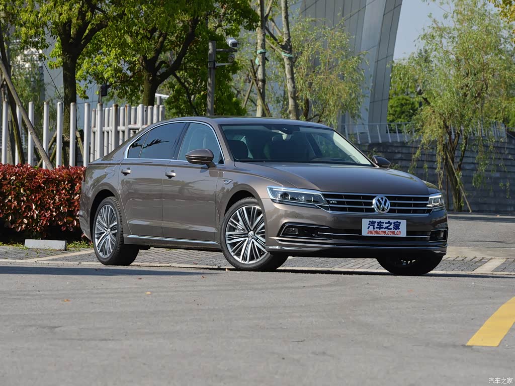 上汽大众 辉昂 2016款 480 v6 四驱行政旗舰版