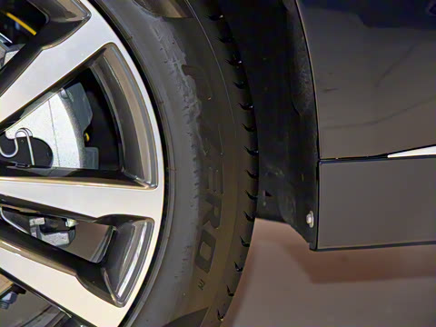 2021�� 250PS R-Dynamic S